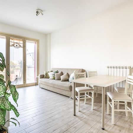 Apartamento Urban Retreat -Private Parking+Terrace Roma Exterior foto