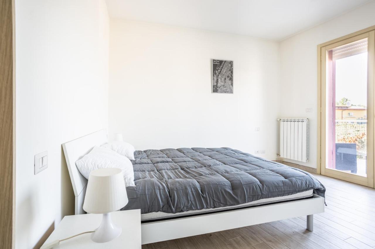 Apartamento Urban Retreat -Private Parking+Terrace Roma Exterior foto